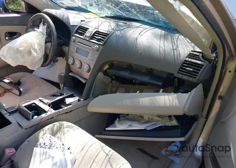 2010 Toyota Camry Le from USA, damaged, VIN 4T1BF3EK1AU512231